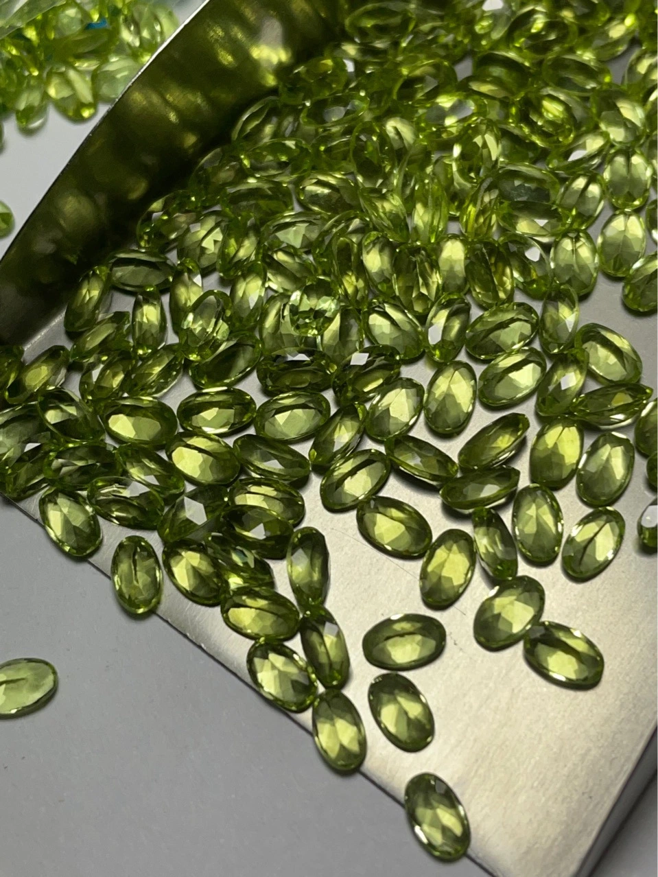 Loose Gemstone Oval 4X6mm Peridot for Jewelry